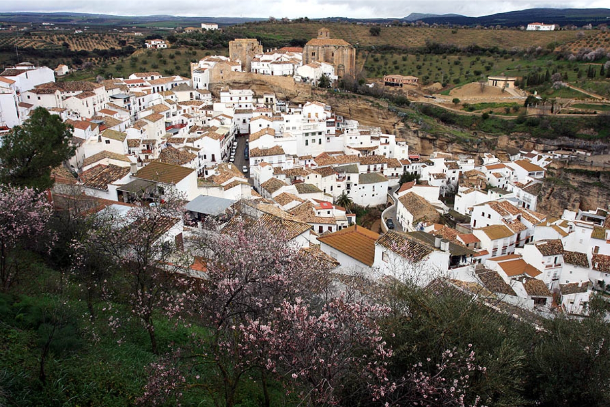 Setenil de las Bodegas : un joyau caché de la province de Cádiz